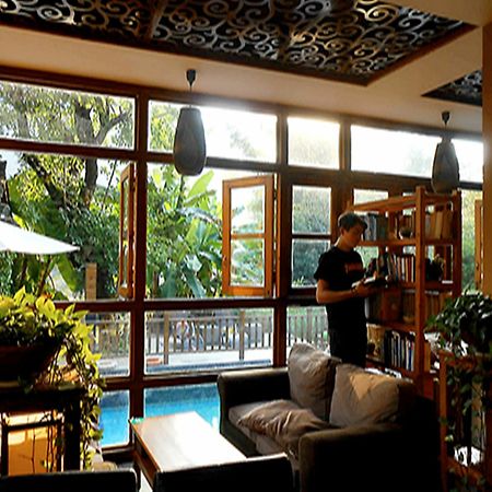 Yangshuo Moondance Hotel Bagian luar foto