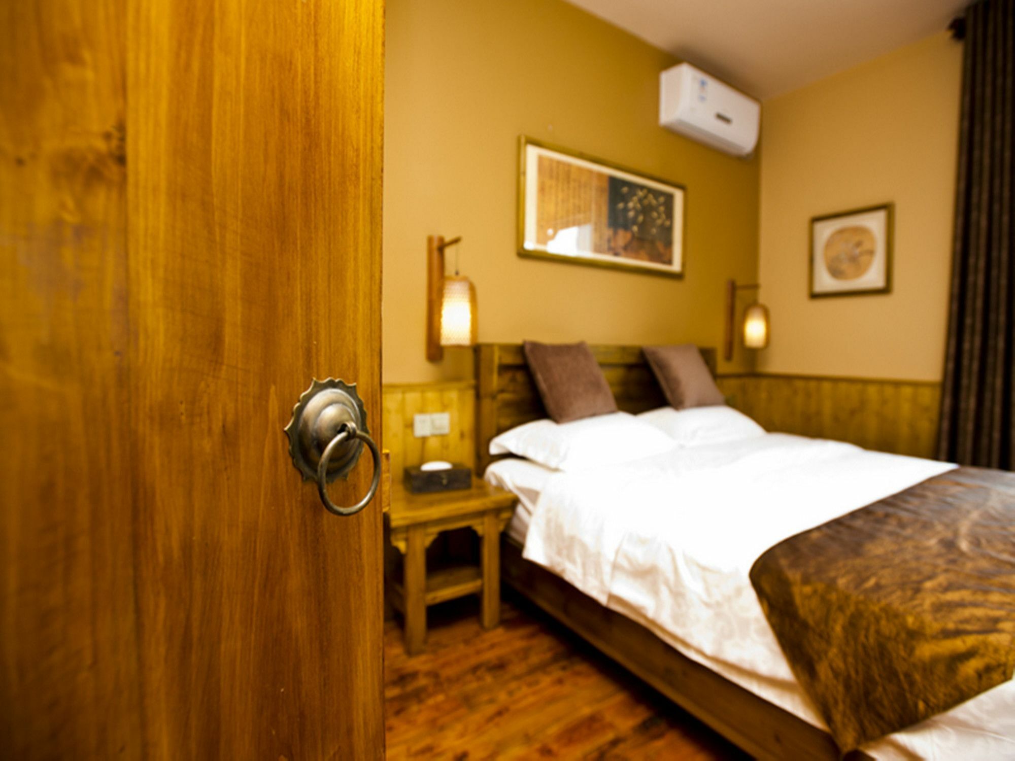 Yangshuo Moondance Hotel Bagian luar foto